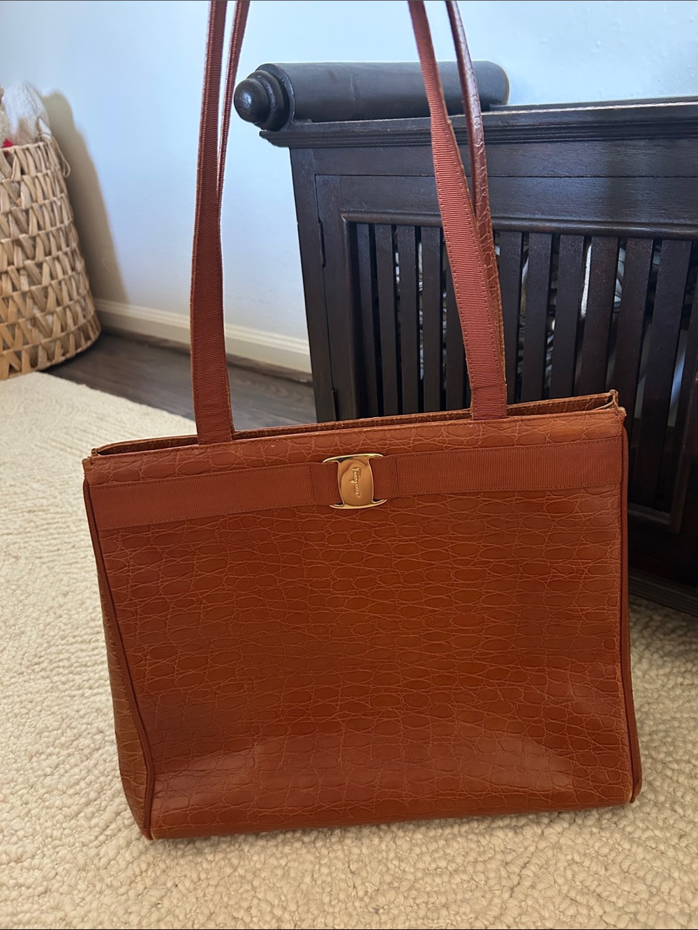 Salvatore Ferragamo Vara Bow Croc-Embossed Leather Tote Bag - Picture 9 of 14